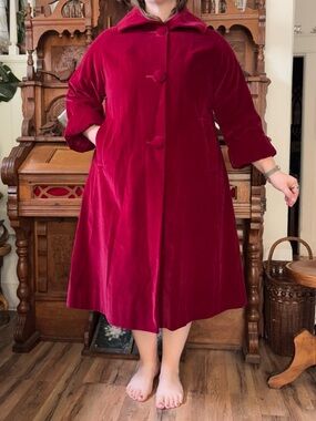Vintage Retro Burgundy Red Velvet Peacoat